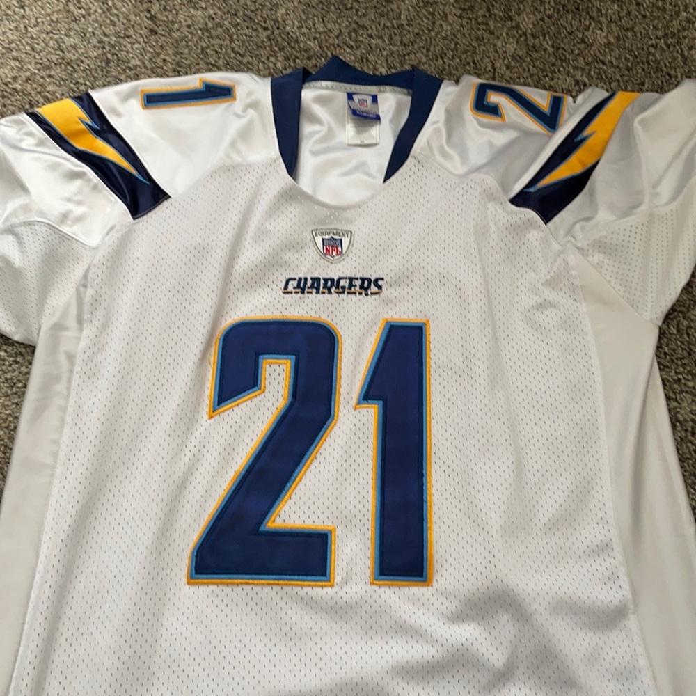 LT Chargers stitched jersey size 52/XL